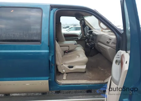 2000 Ford F-250 Lariat/Xl/Xlt из США, поврежденный, VIN 1FTNW21F3YEE40571